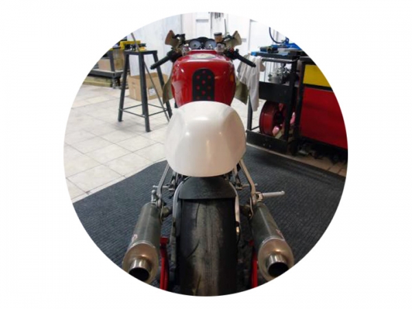 Cafe racer tail